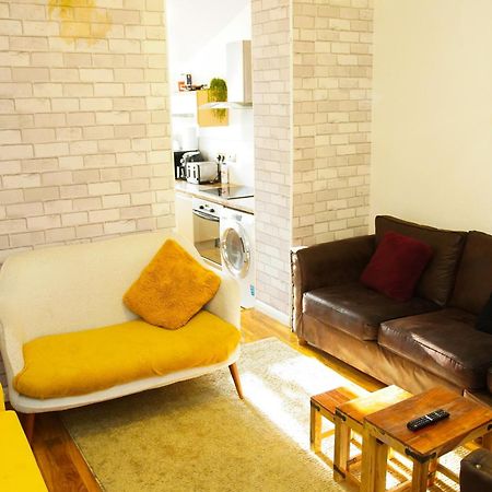 5 Bedroom House Near Cardiff City. Экстерьер фото