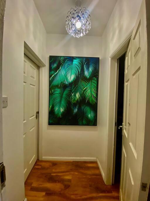 5 Bedroom House Near Cardiff City. Экстерьер фото